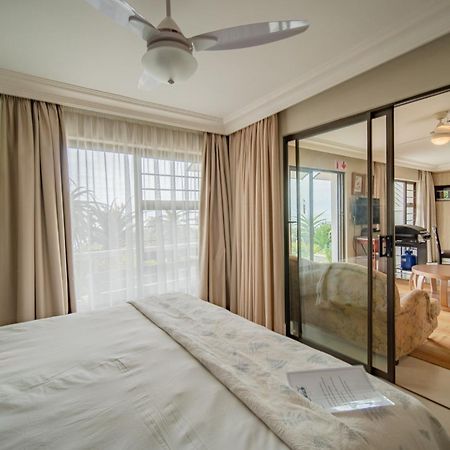 On The Beach Guesthouse Jeffreys Bay Exterior photo