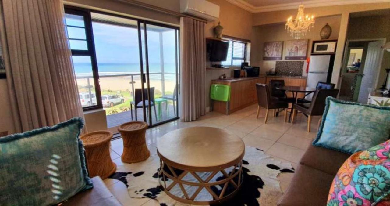On The Beach Guesthouse Jeffreys Bay Exterior photo