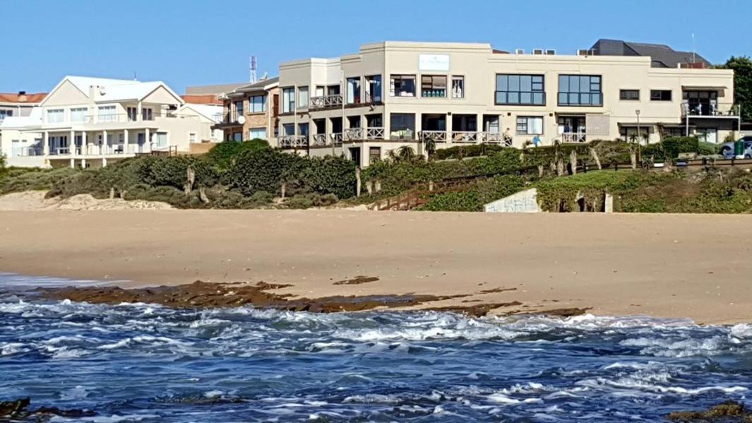On The Beach Guesthouse Jeffreys Bay Exterior photo